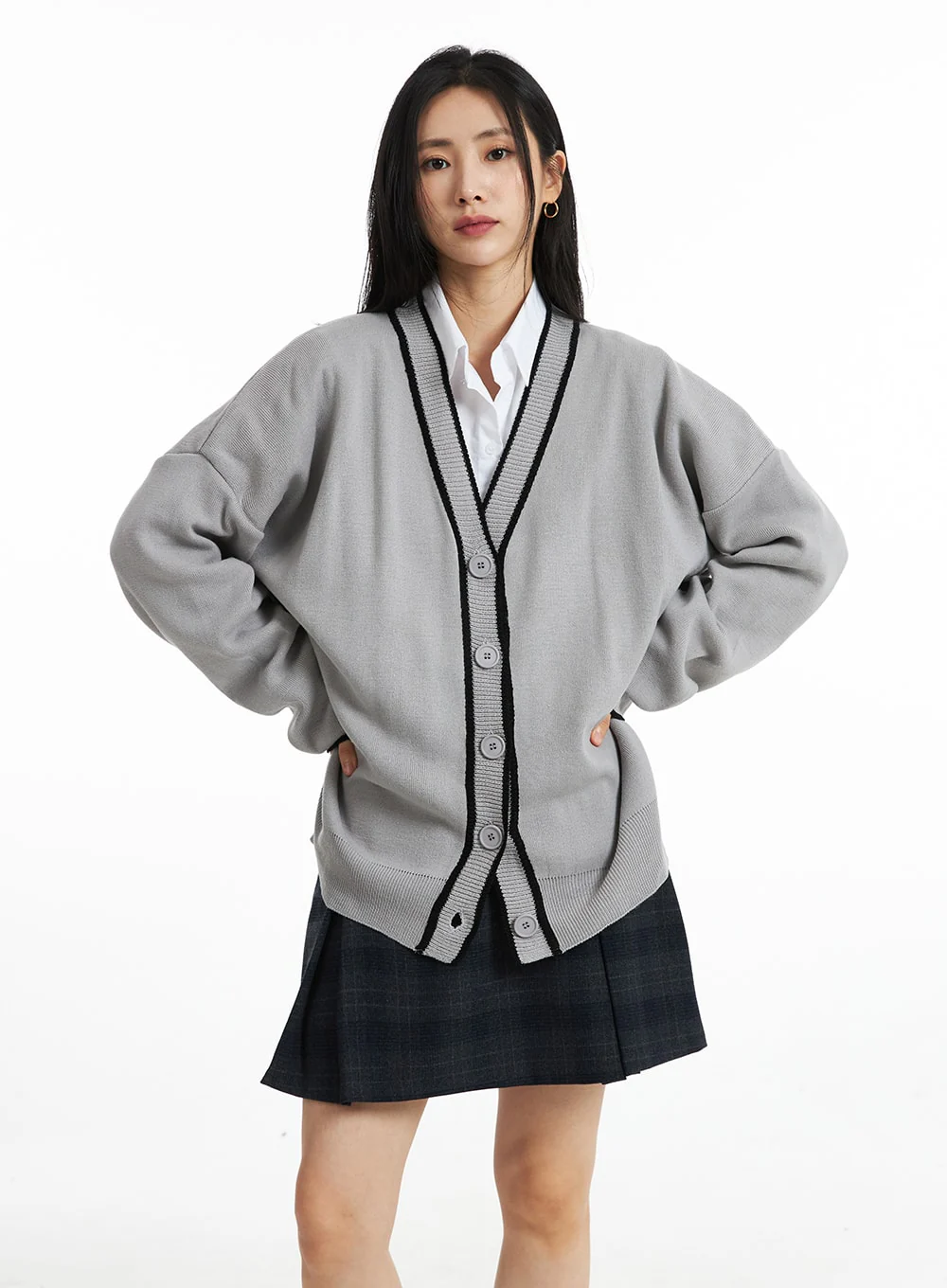 V-Neck Loose Fit Long Sleeve Cardigan OO323 - Image 2