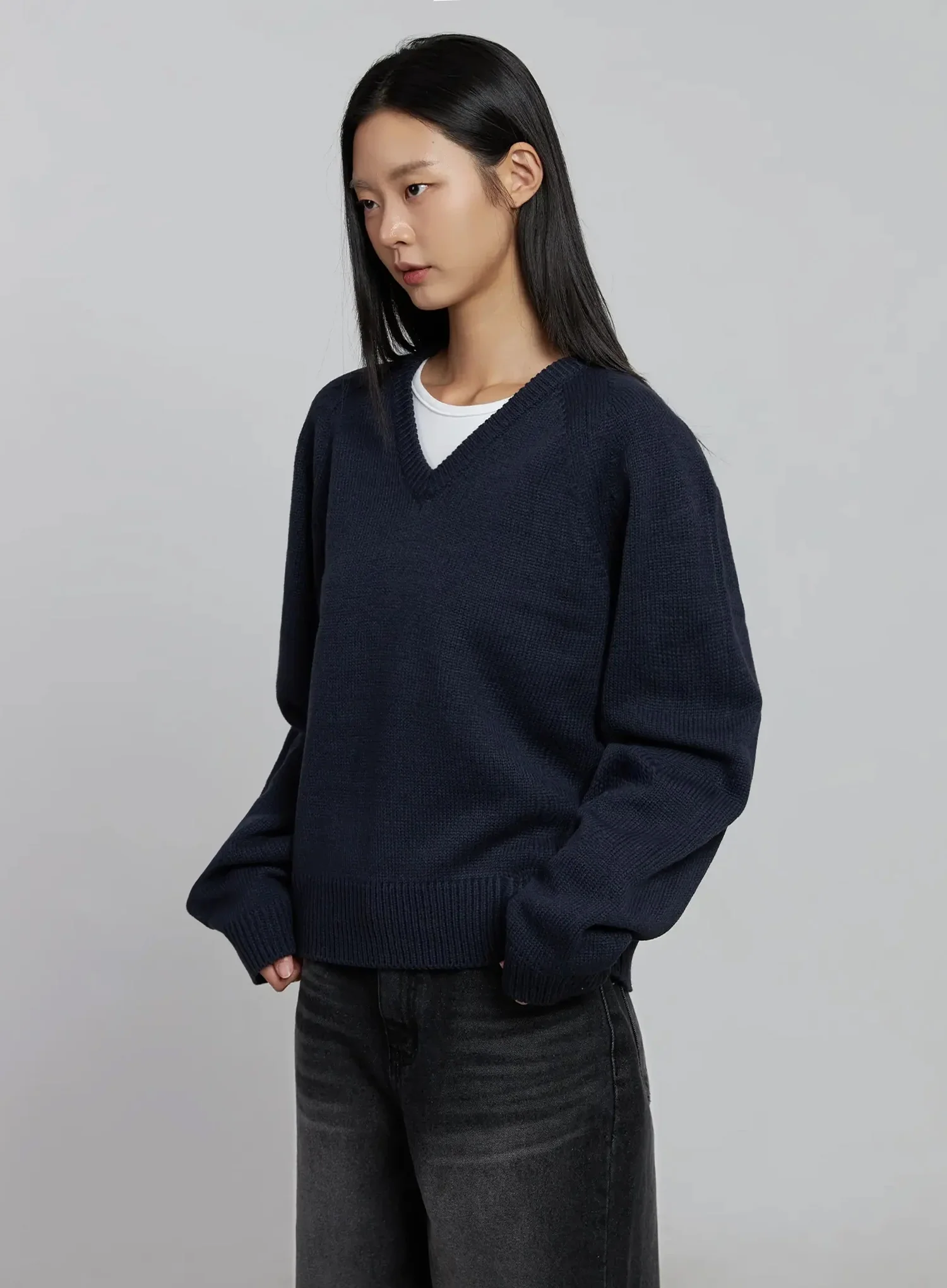 V-Neck Oversized Knit Sweater IM520 - Image 2