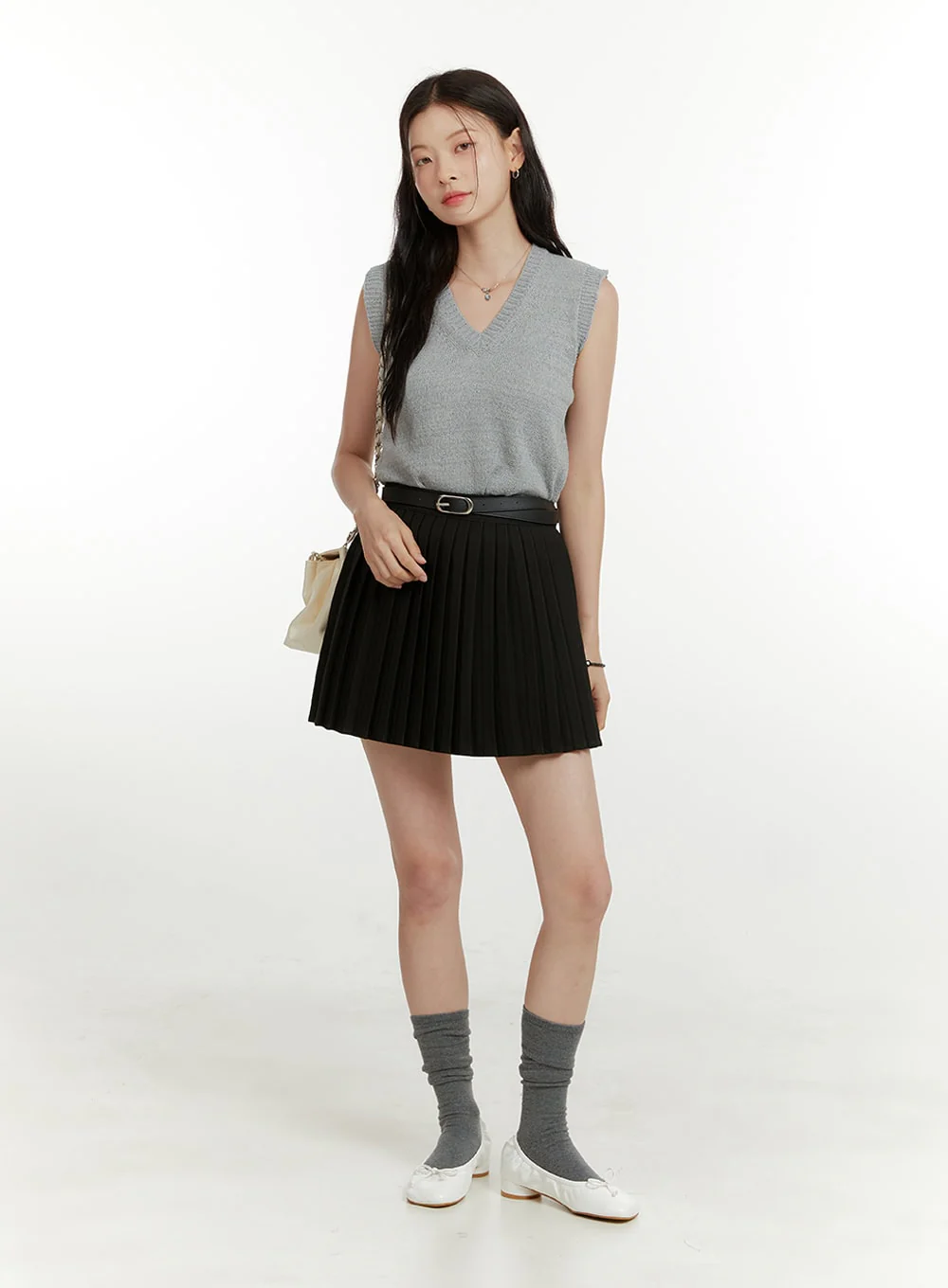 V-Neck Sleeveless Knit Top OU418 - Image 2