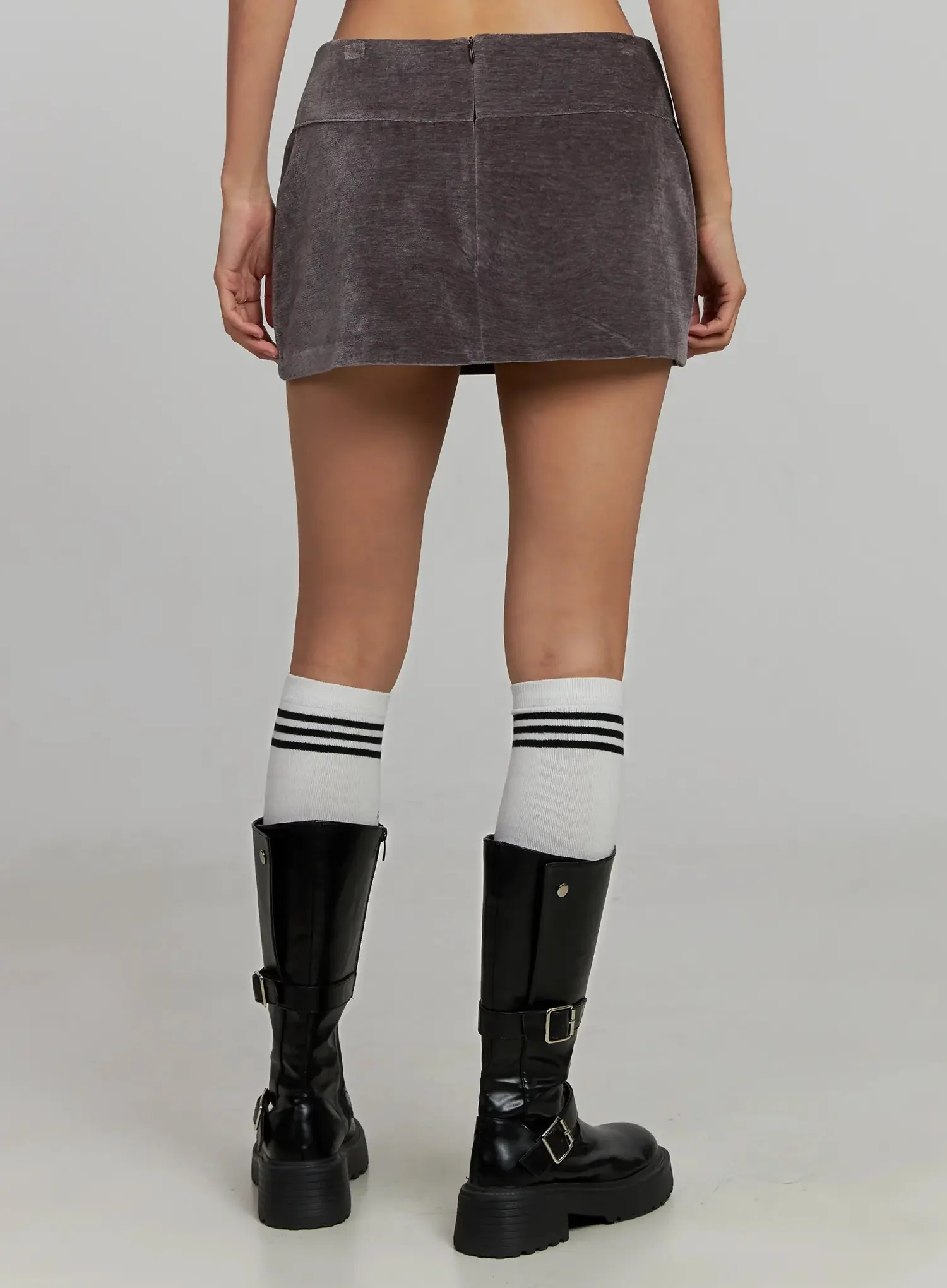 Velvet Low-Rise Mini Skirt IJ502 - Image 11