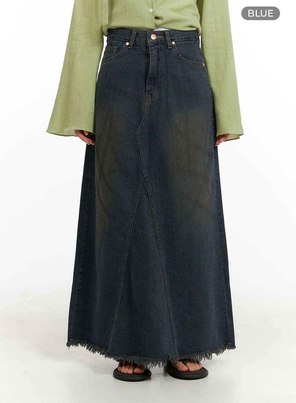 Vintage Rough Hem Denim Maxi Skirt CA403 - Image 9