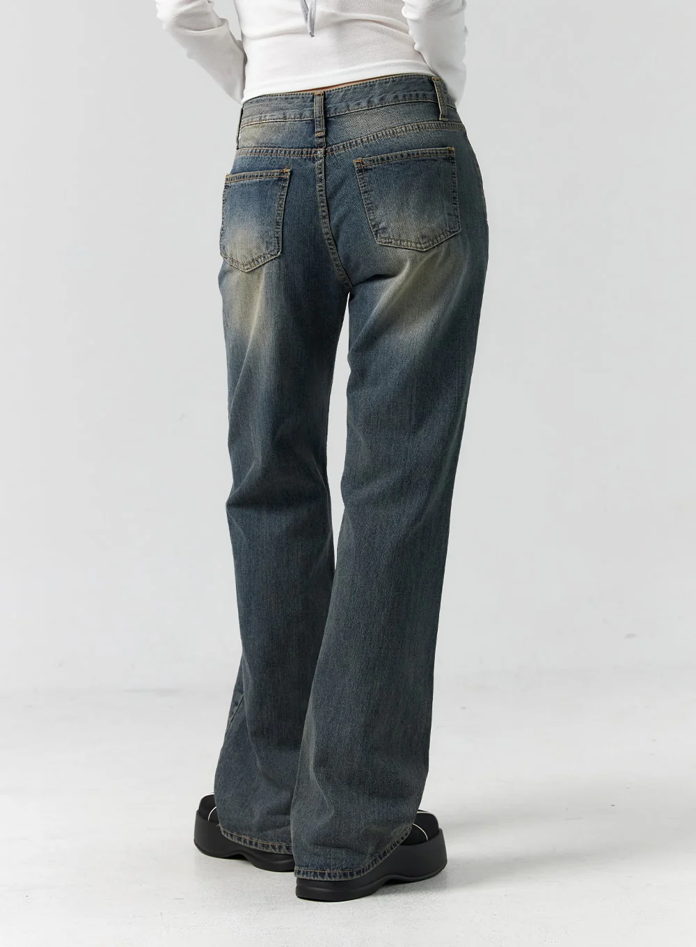 Vintage Wash Bootcut Jeans CS305 - Image 6