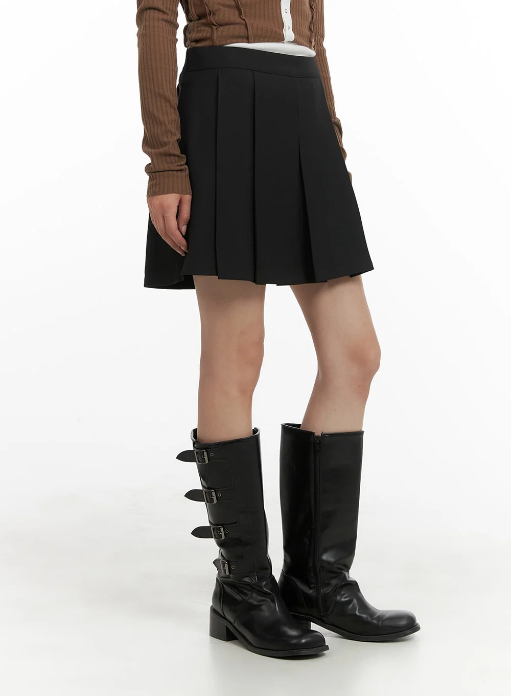 Waist Banding Pleated Mini Skirt CM427 - Image 3