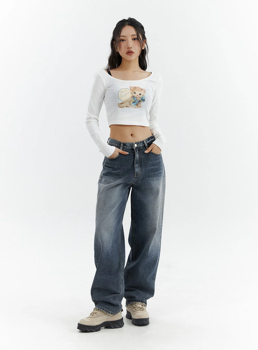 Washed Button Straight Leg Jeans CJ425 - Image 4
