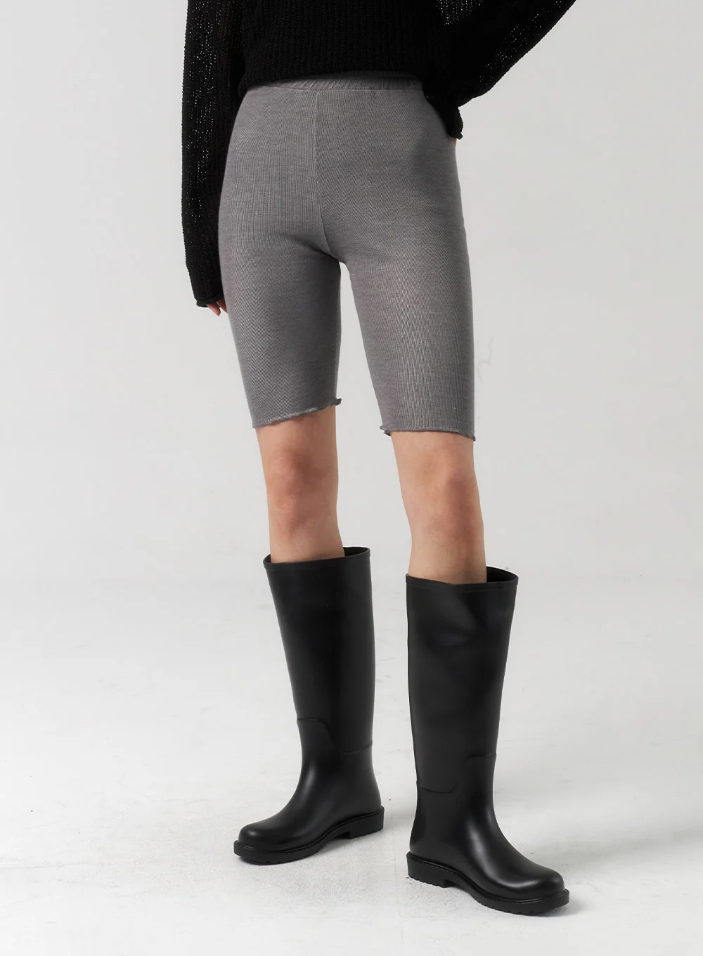 Wavy Hem Biker Shorts CU320 - Image 2
