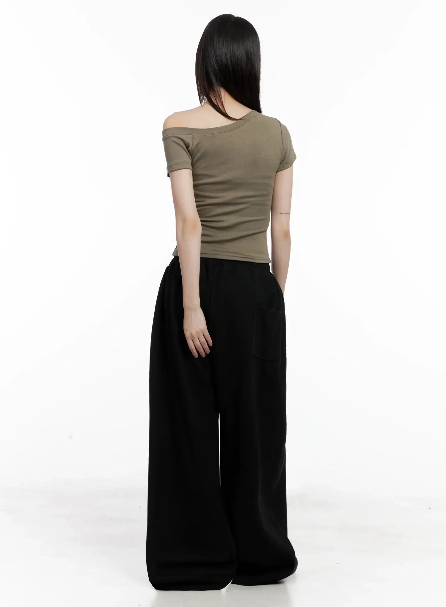 Wide-Leg Drawstring Sweatpants IL528 - Image 11