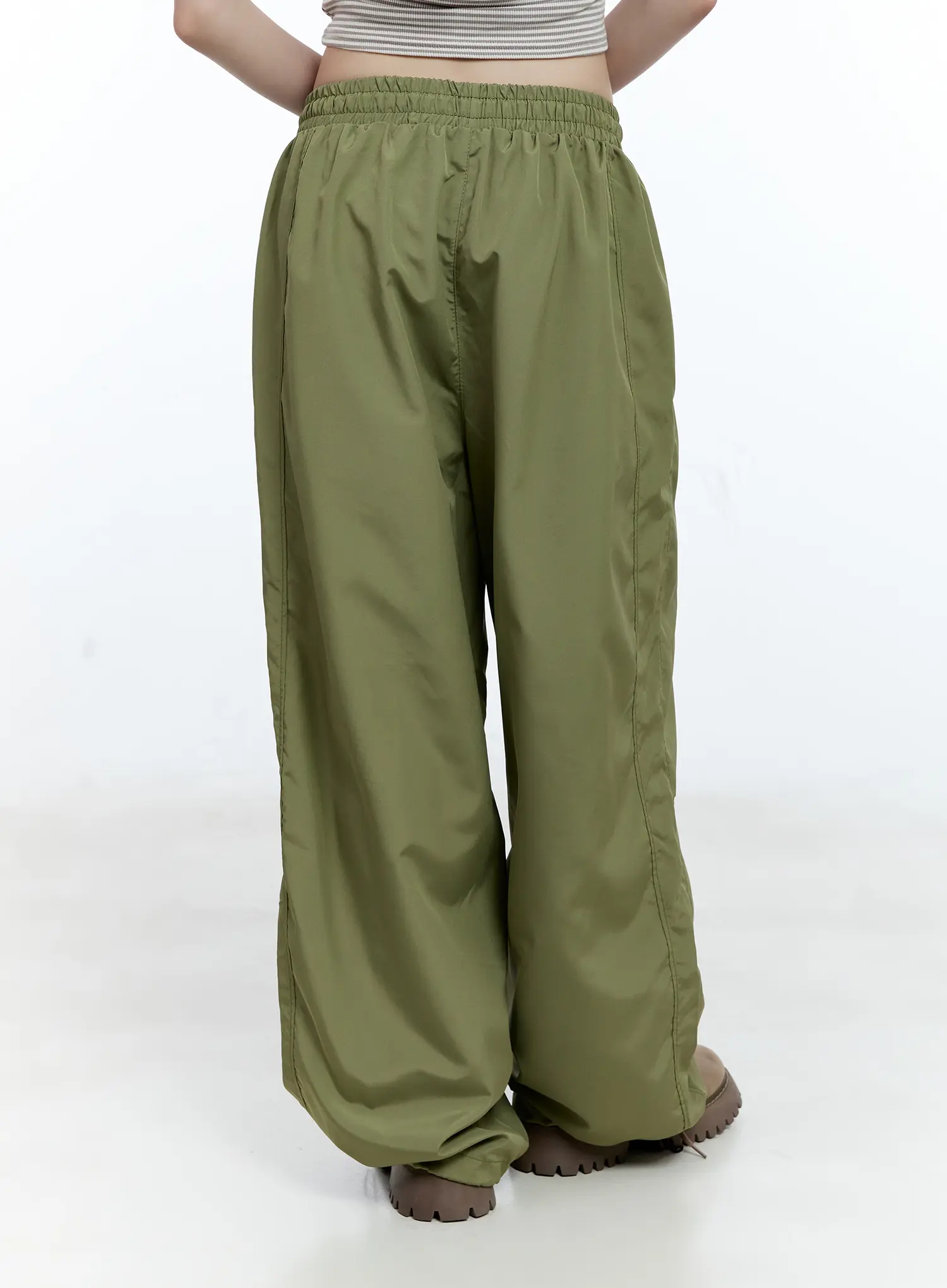 Wide-Leg Nylon Pintuck Pants CG507 - Image 8