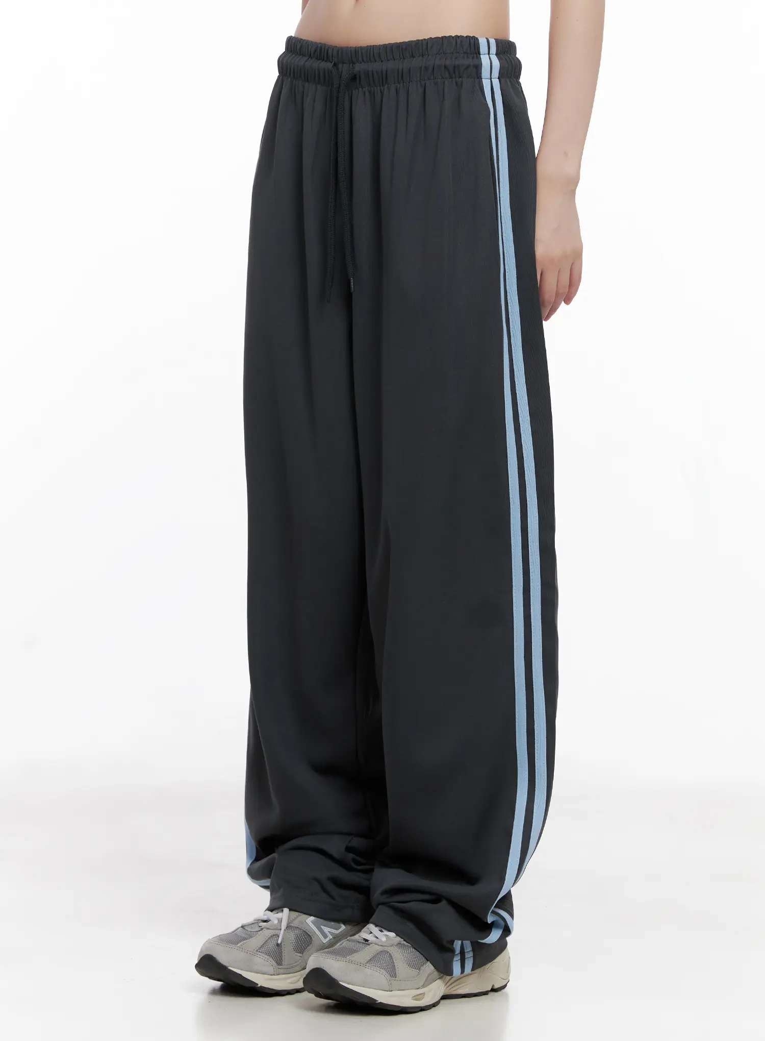 Wide-Leg Striped Track Pants CG519