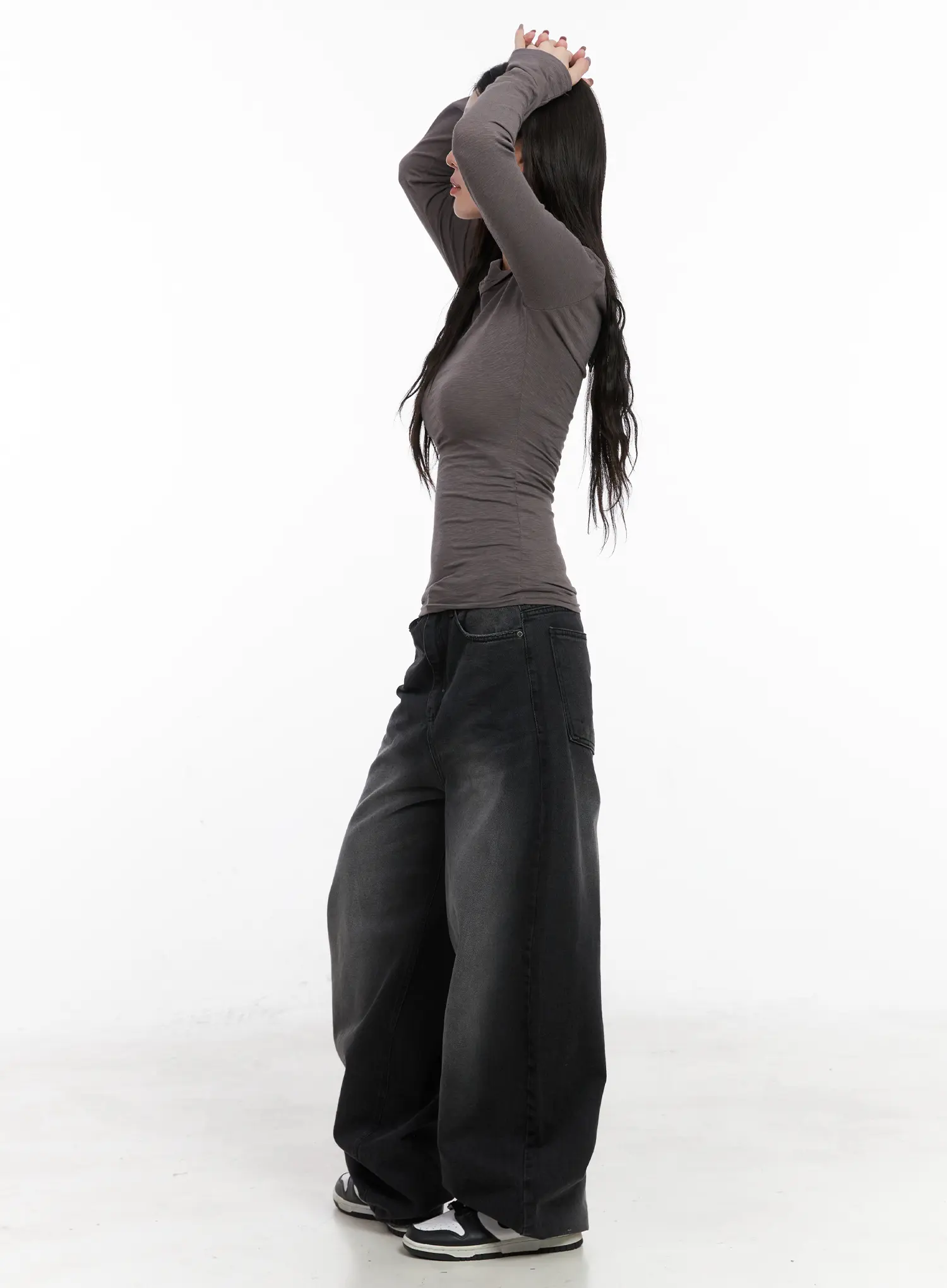 Yuji Dark-Washed Baggy Jeans CN513 - Image 5