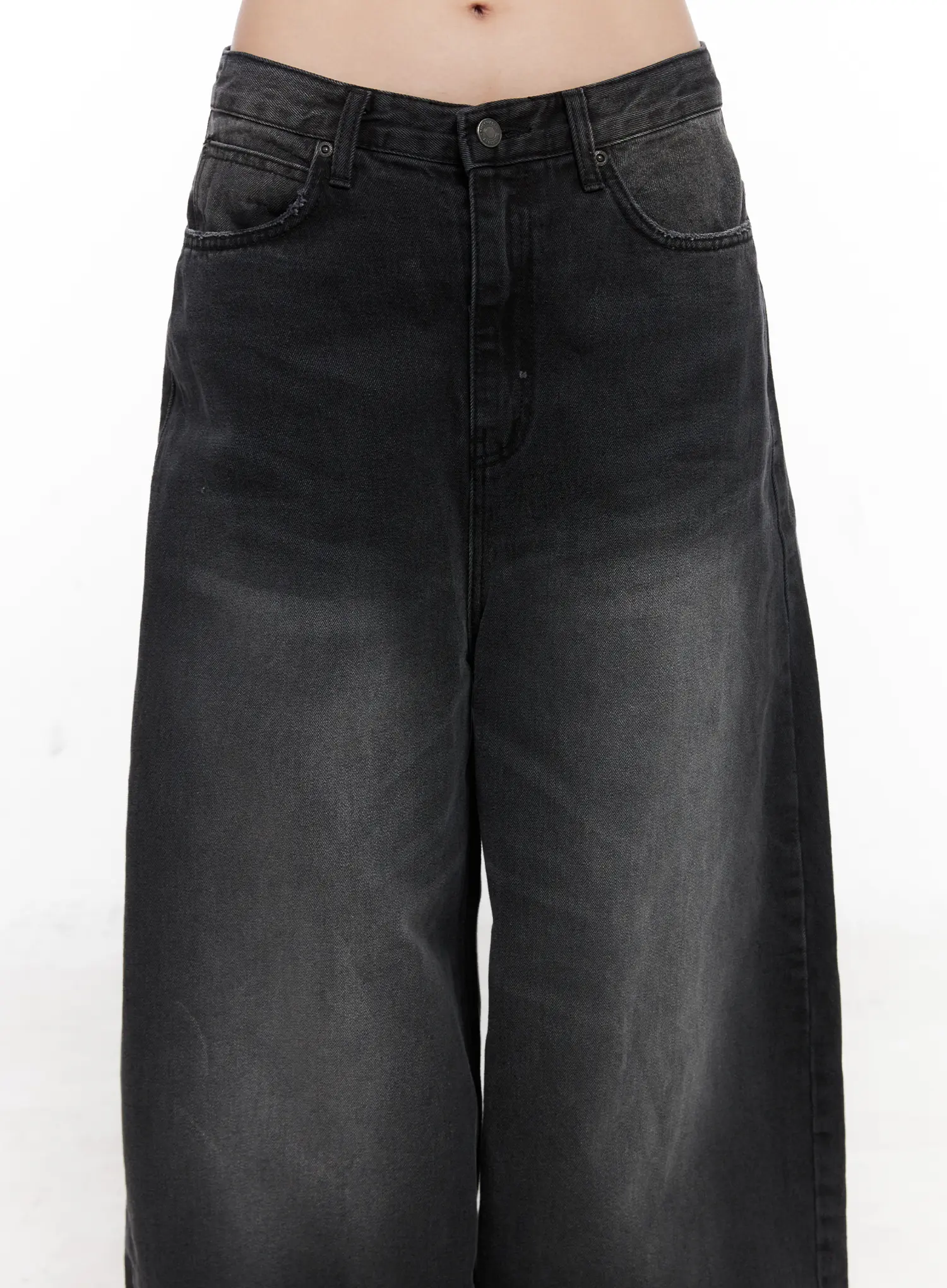 Yuji Dark-Washed Baggy Jeans CN513 - Image 9