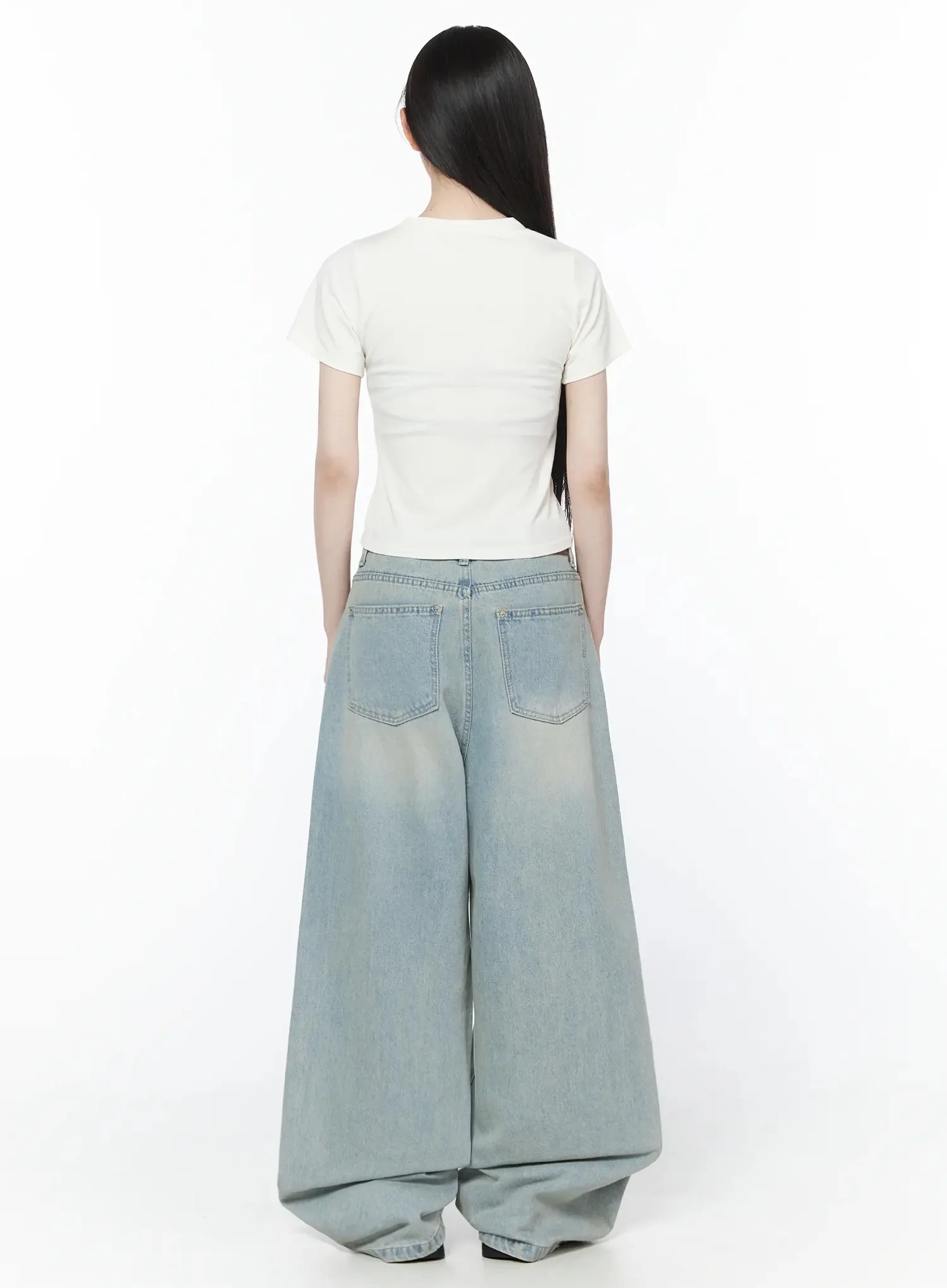 Zion Light Wash Wide-Leg Jeans IY514 - Image 7